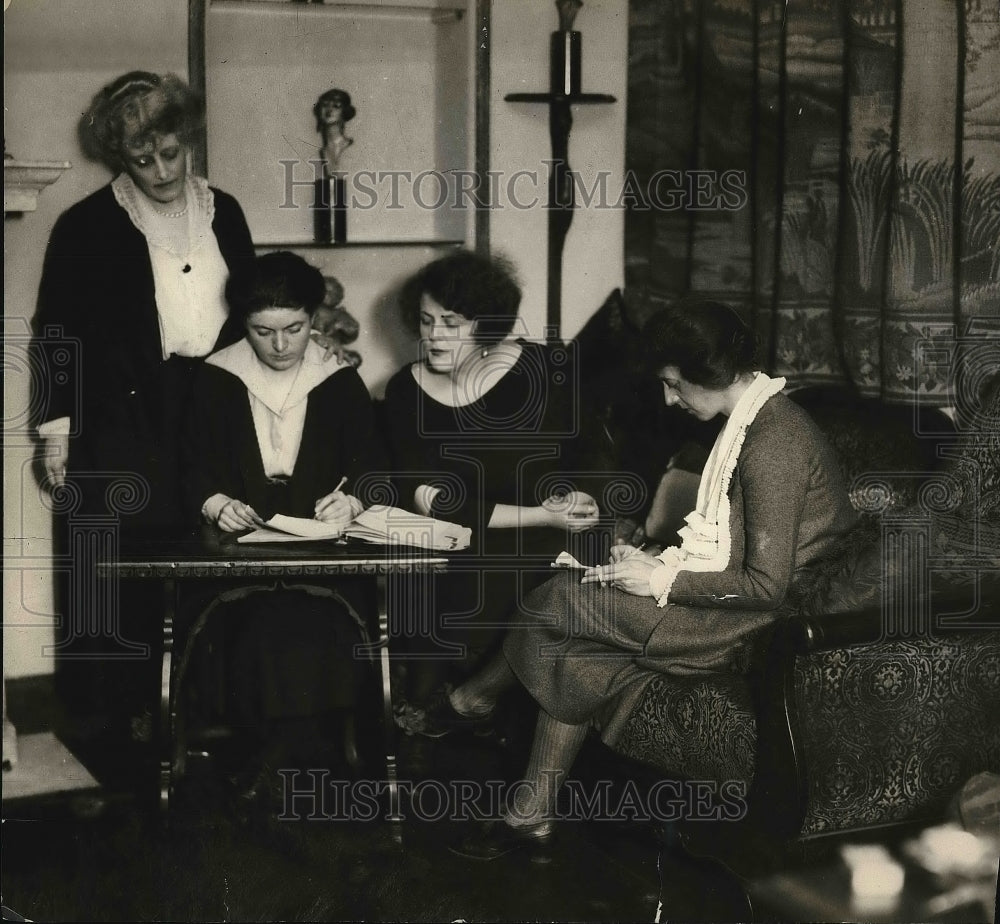 1922 Press Photo Alice Harriman Dnadry, Mrs Charles Hopper & Mrs Bolger