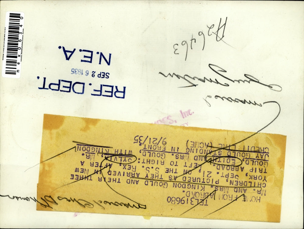 1935 Press Photo Mr. & Mrs. Kingdon Gould & children Sylvia, Mr. Gould, Edith &