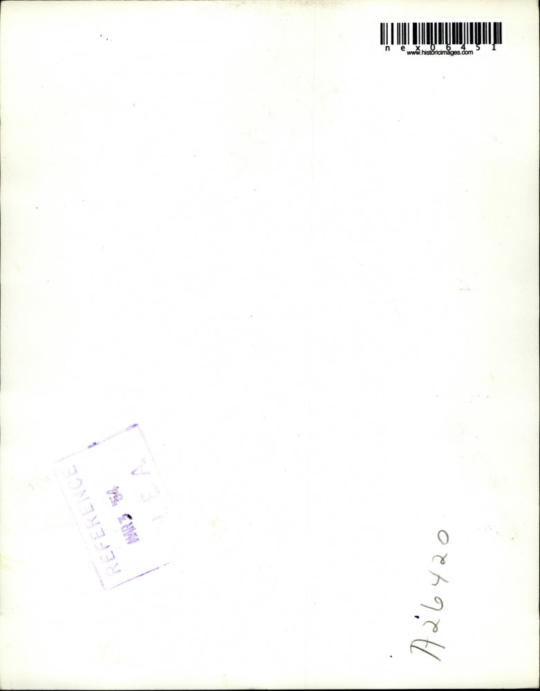 1954 Press Photo Toddler Jimmy Dodson Has Valentine For Verlinda Powell, Indiana