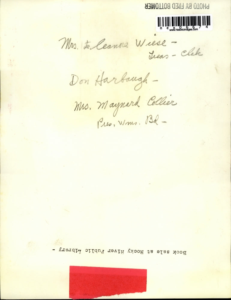 Press Photo Eleanor Wiese , Don Harbough & Mrs. Maynard Collier at Book sale at