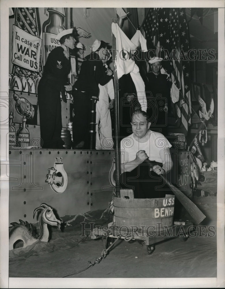 1941 Press Photo Rear Admiral Clark H. Woodward as he was inducted to the Saints
