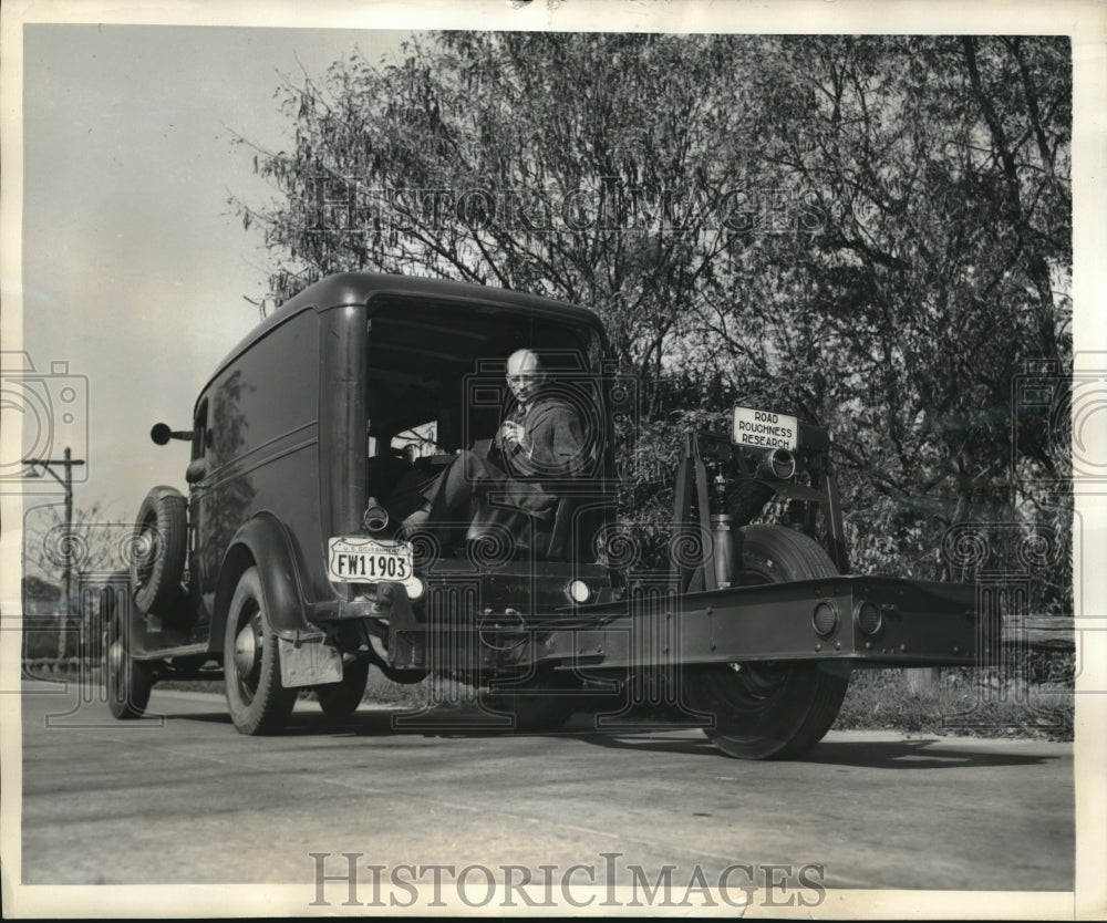 1947 Press Photo Public Roads Administration Smoothing Process