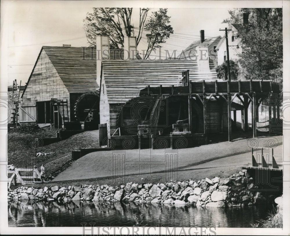 1954 Press Photo Saugus Massachusetts Iron Works Factory - nex07076