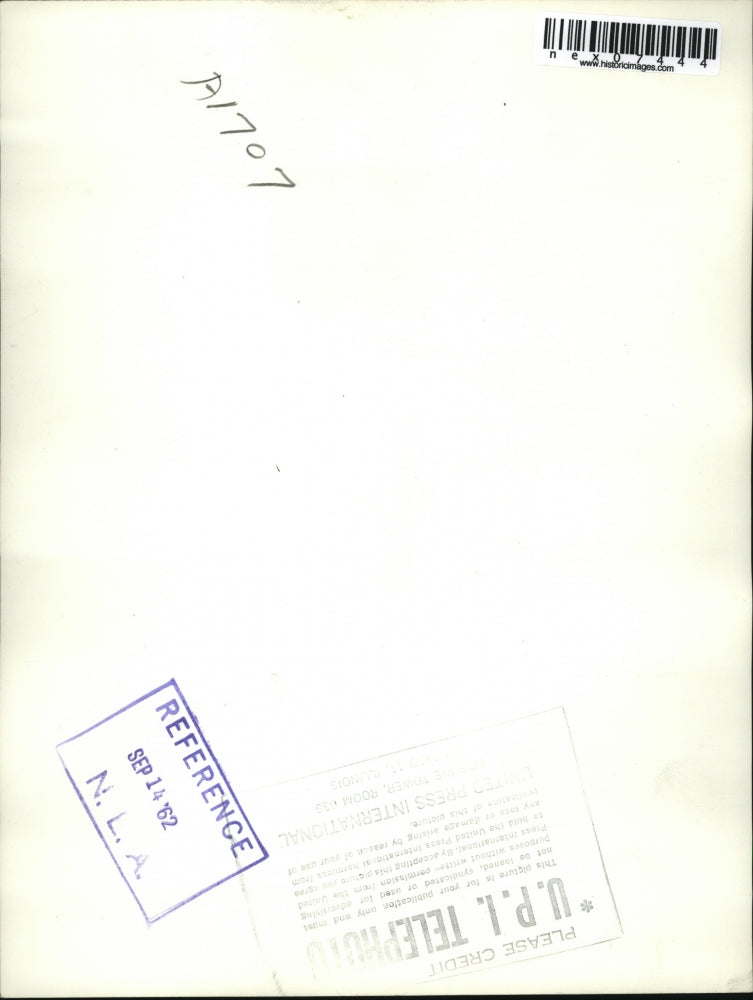 Load image into Gallery viewer, 1962 Press Photo Stockholm Sweden Pacifists
