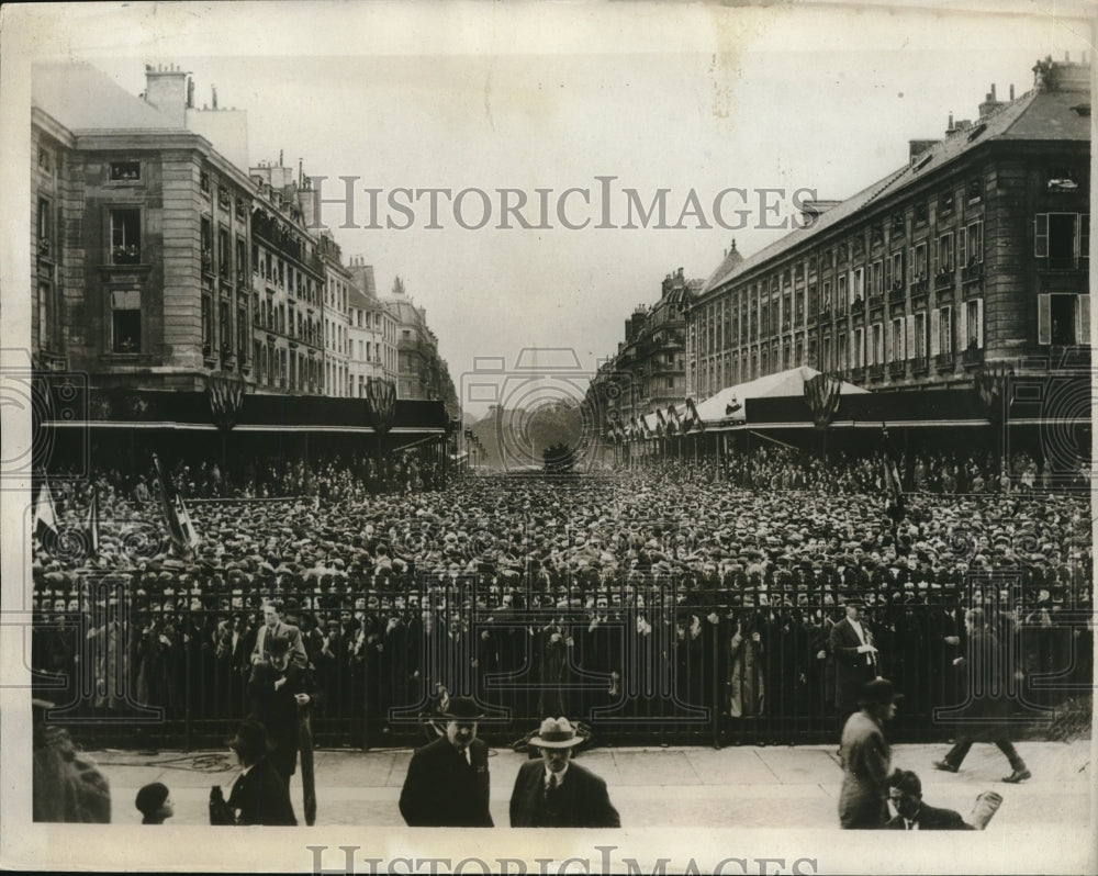 1932 Press Photo Crowd of Parisians Pay Homage to Slain President Paul Doumer