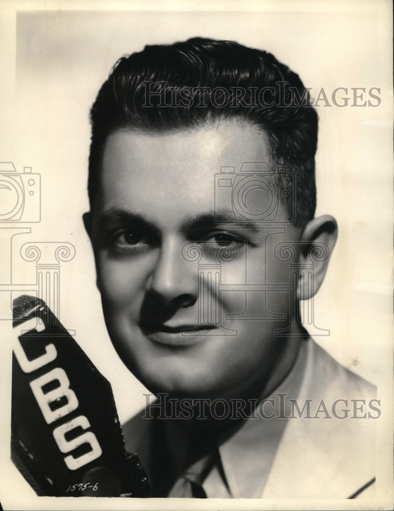 Load image into Gallery viewer, 1936 Press Photo Jack Shannon, CBS tenor radio singer - nex08820
