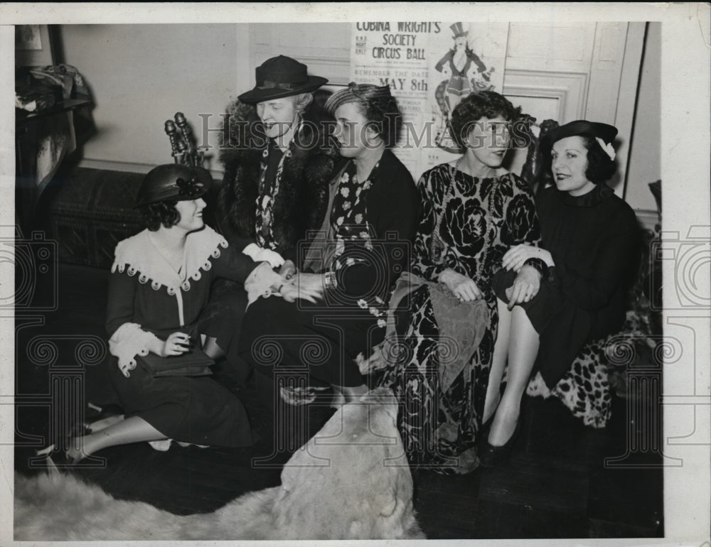 1934 Press Photo Cobina Wright Attends Cocktail Party With Mrs J Robert Rubin