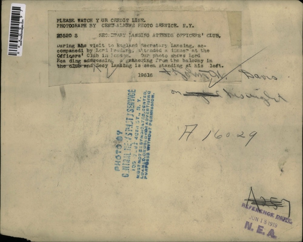 1919 Press Photo Sec Lansing accompanied by Lord Peading attending dinner