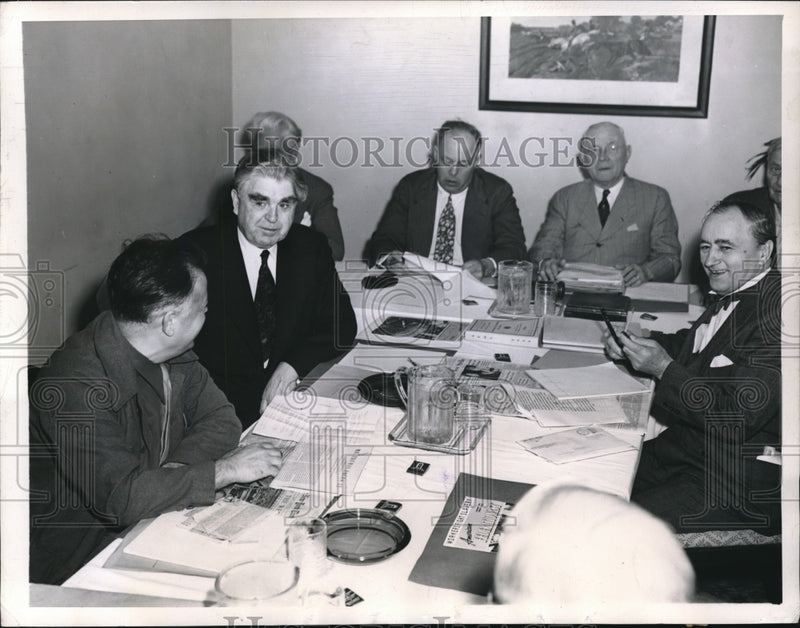 Load image into Gallery viewer, 1946 Press Photo John L. Lewis, head of the United Mine Workers
