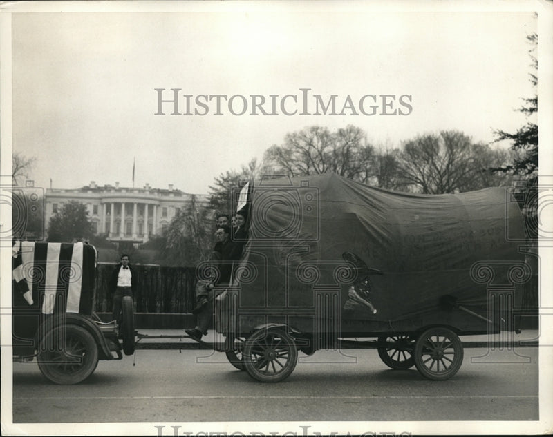 Load image into Gallery viewer, 1937 Press Photo Youth Caravan at the White House, Washington DC
