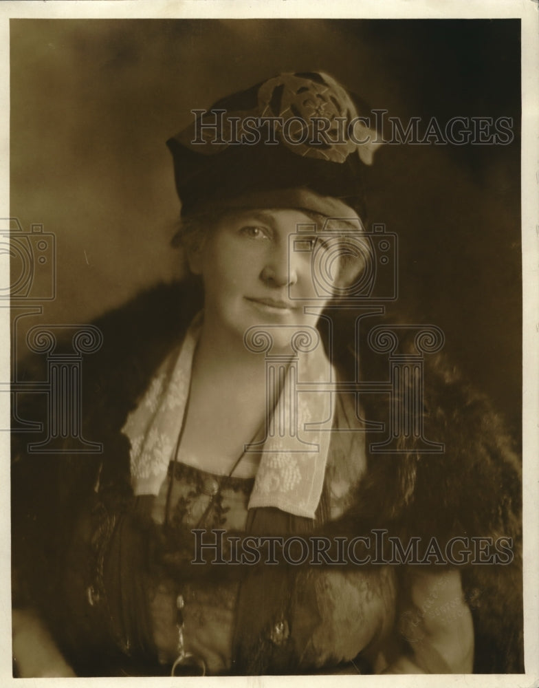 1920 Press Photo Mrs. Samuel Slade of Highland Park - nex10699