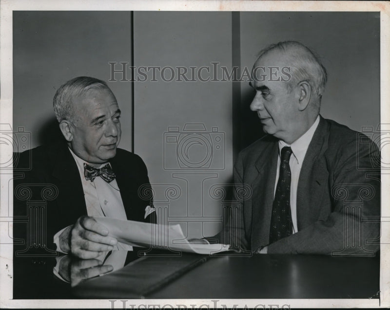 Load image into Gallery viewer, 1948 Press Photo Jack Kroll &amp; Philip Murray Meet For A General Review Of Poltics
