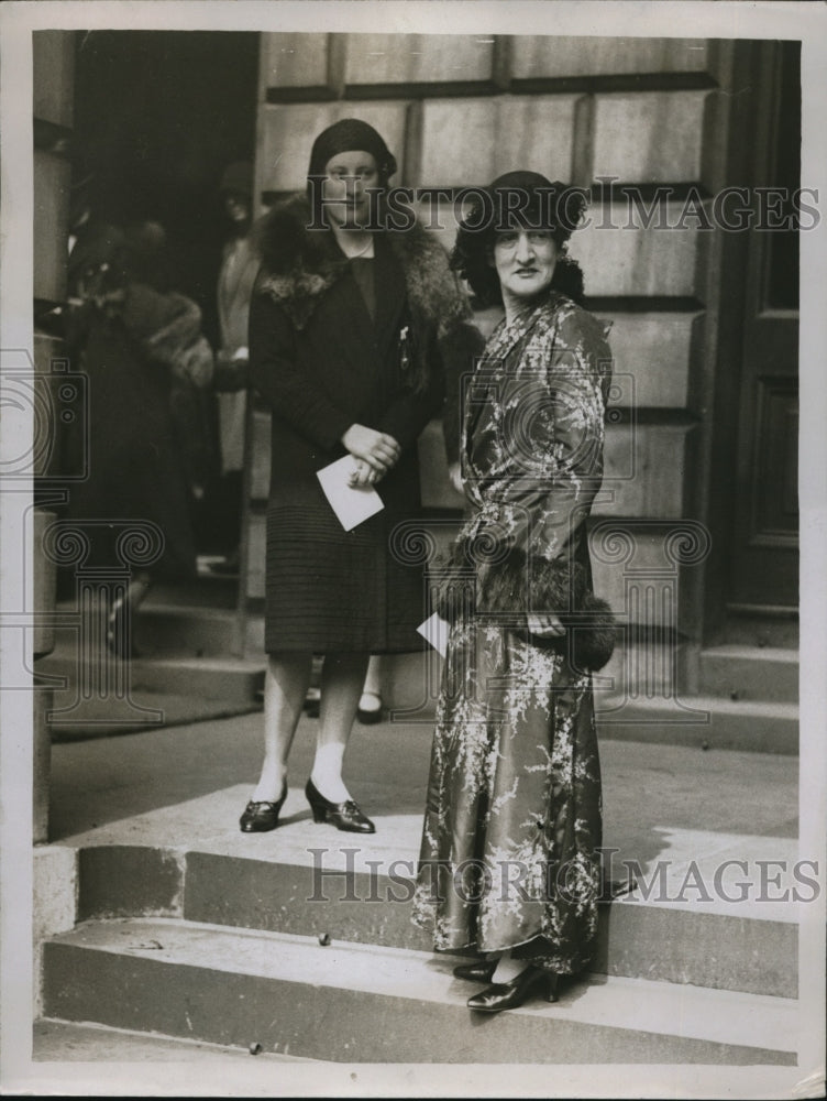 1930 Press Photo Countess of Oxford at Royal Academy, Burlington House