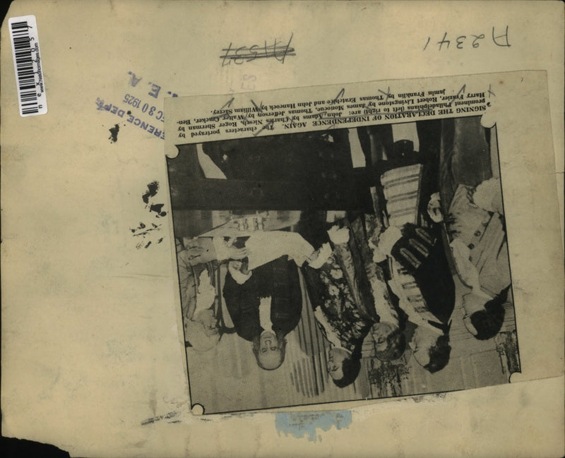 Load image into Gallery viewer, 1925 Press Photo Signing Declaration Of Independence again 20th Century Style
