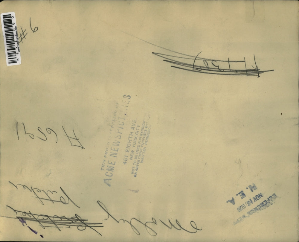 1926 Press Photo "Molly Pitcher" Colonial Dress Loading Cannon on Parade Float