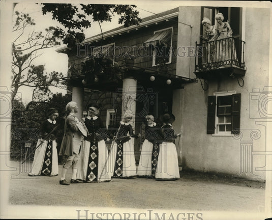 1927 Press Photo American Opera Company Sings "Martha" for North Shore Society