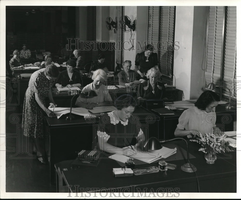 1940 Press Photo Clerk Staff of U.S. Crop Reporting Board, USDA