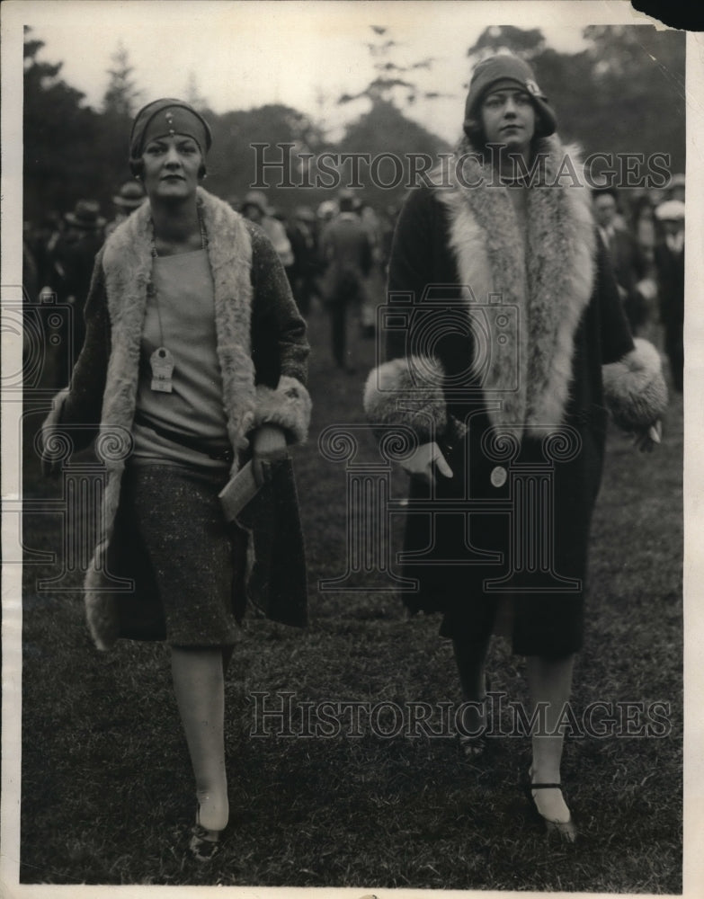 1929 Press Photo socialite Marjorie Oellrichs &amp; Mrs George Fuller, Belmont Park