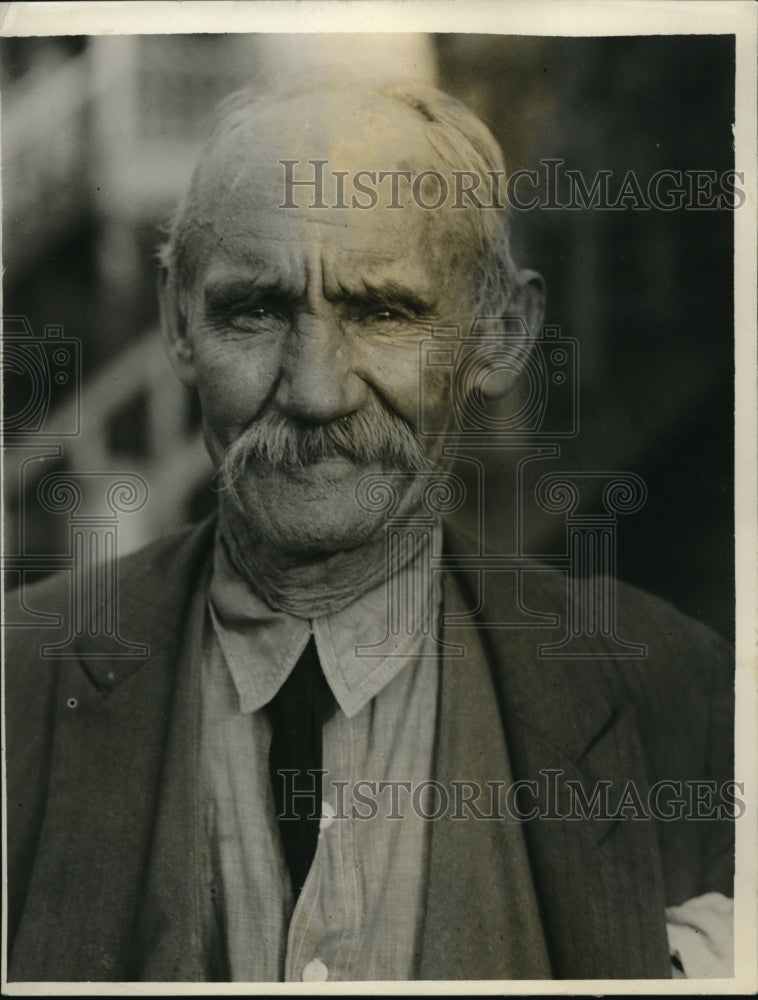 1927 Press Photo Frank Smith, father of Evelyn - nex13750