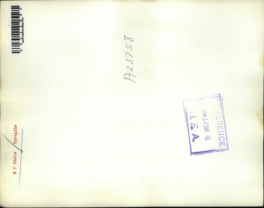 1961 Press Photo NY State turnpike auto traffic at the toll booths