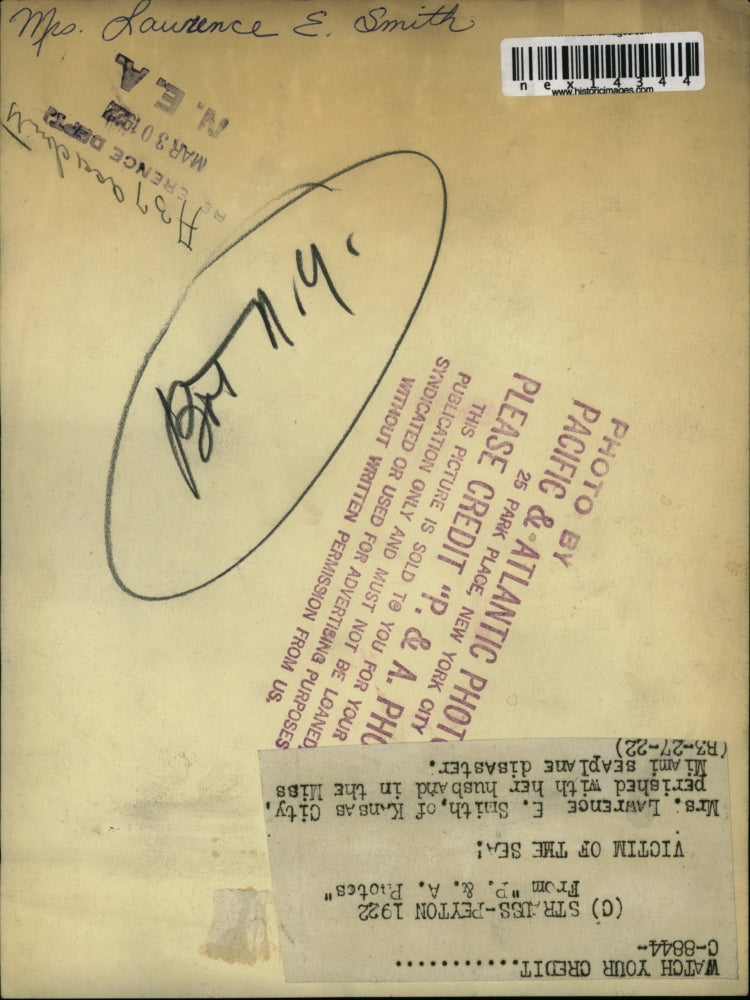 1922 Press Photo Mrs Lawrence E Smith of Kansas City perished with her husband