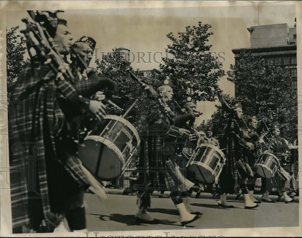 1938 Press Photo Lalla Rookh Bagpipe Band Rochester New York Second in Contest