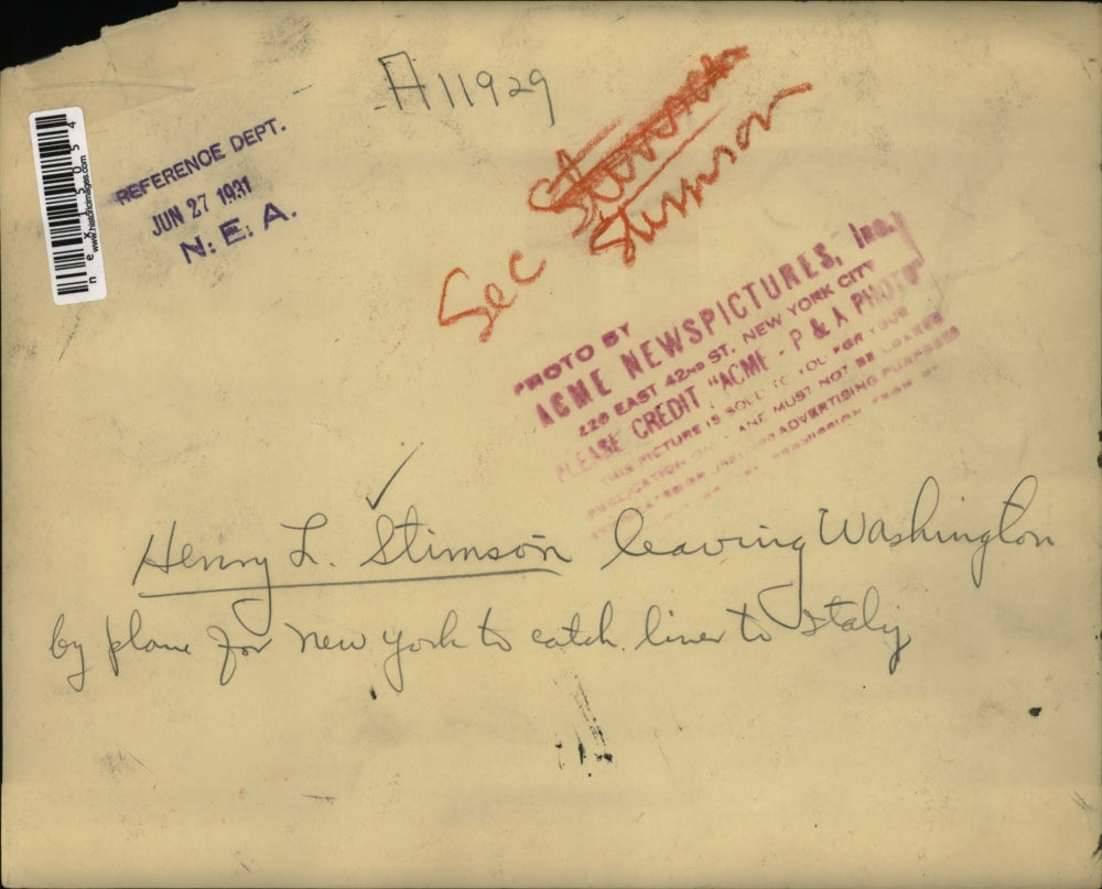 1931 Press Photo Sec of State Henry L Stimson boards plane to Italy