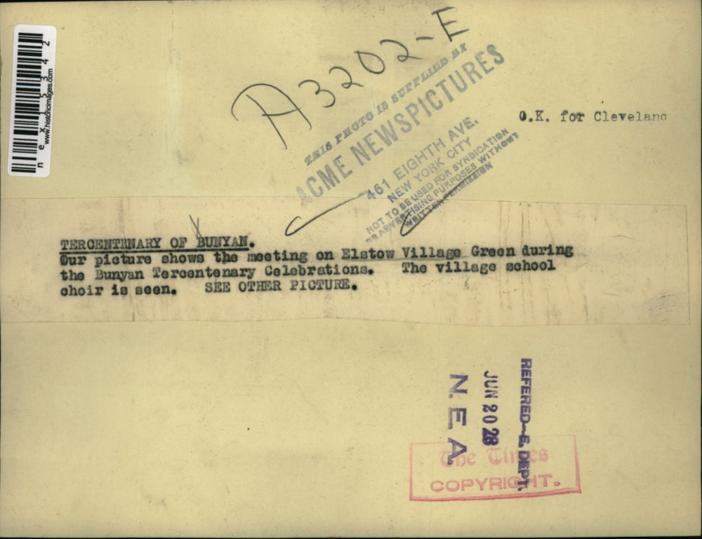 1928 Press Photo Tercentenary of Bunyan on Elstow Village Green