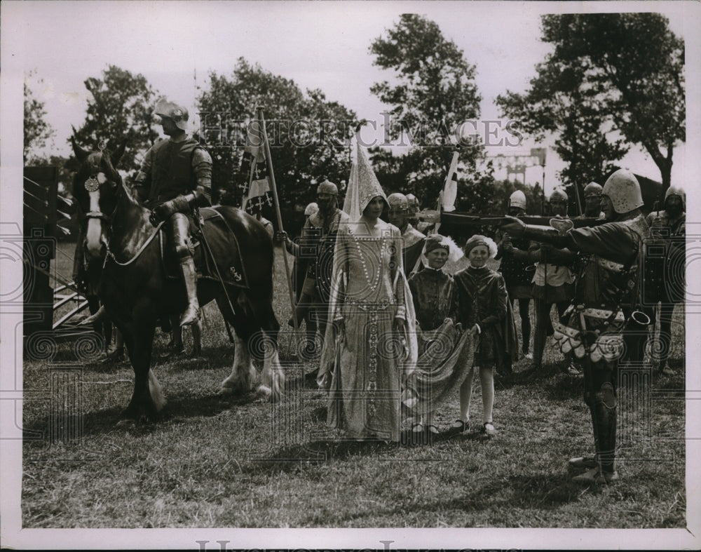 1930 Press Photo One of the incidents of the Naval Tattoo which is given in July