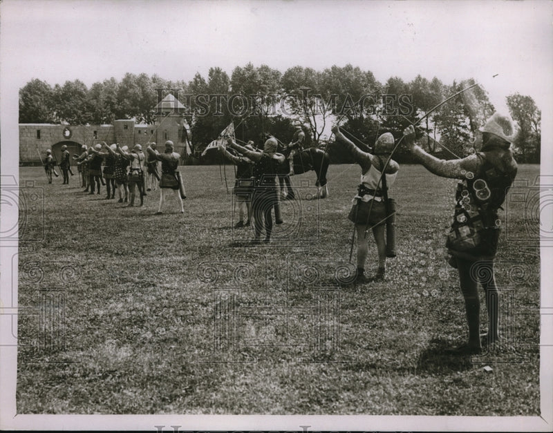 Load image into Gallery viewer, 1930 Press Photo Archers to perform in Naval Tattoo
