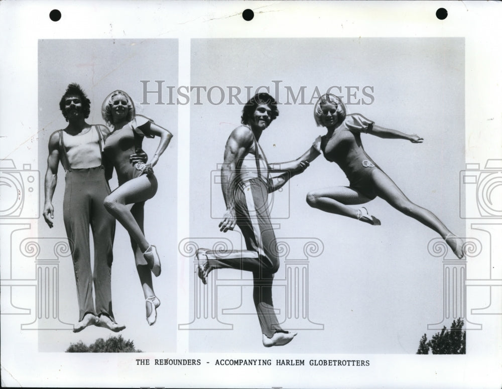 1976 Press Photo The Rebounders accompany the Harlem Globetrotters