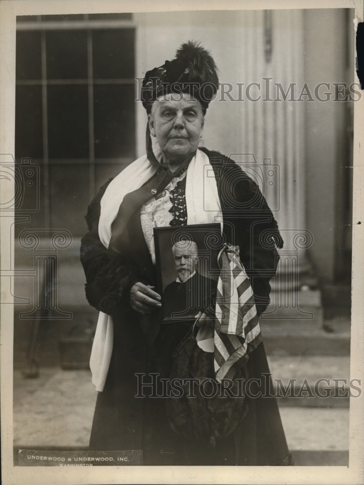 1926 Press Photo Mrs. John Black of Illinois, Has Called at the White House to