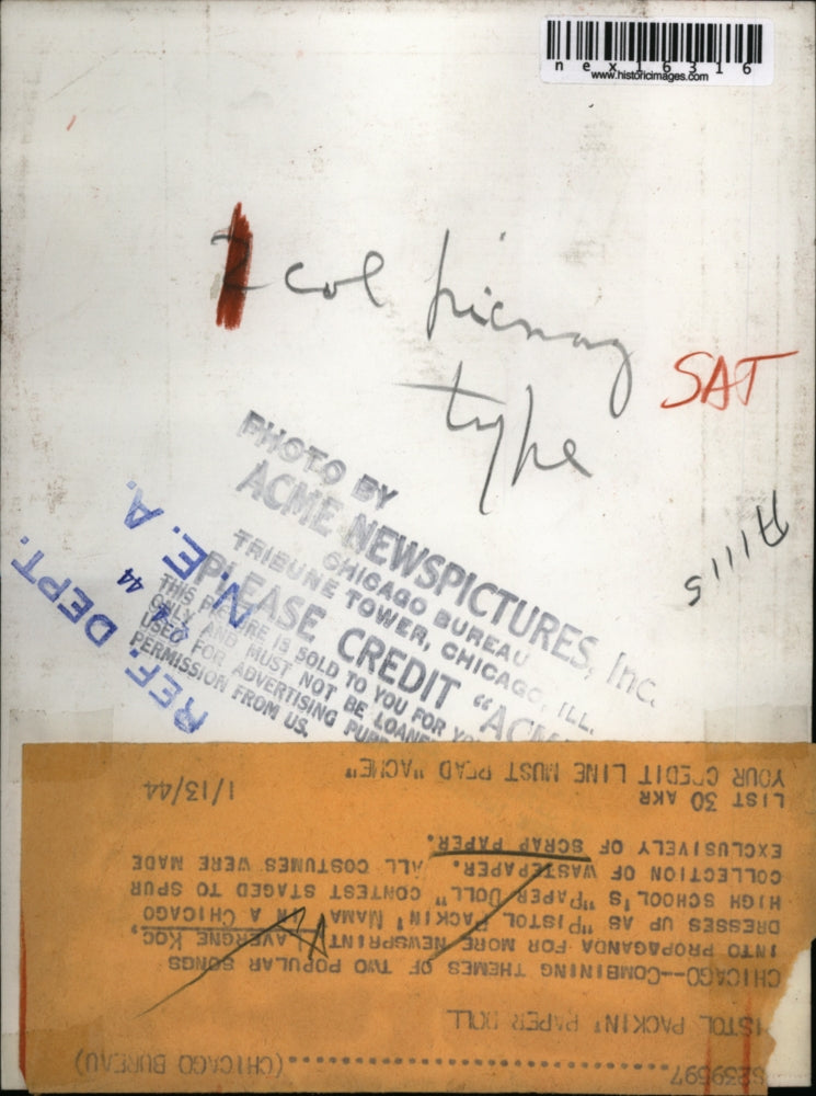 1944 Press Photo Lavergne Koc, Cowgirl Chicago High School Waster Paper Contest