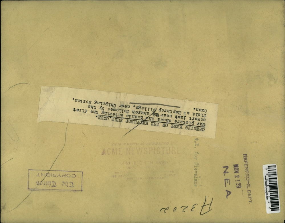 1929 Press Photo Fox hounds & the hunt at Heythorpe village Chipping Norton