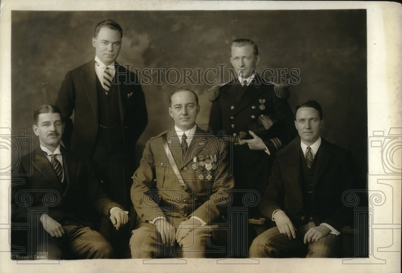 Load image into Gallery viewer, 1927 Press Photo Executive Committee, International Radiotelegraph Conference
