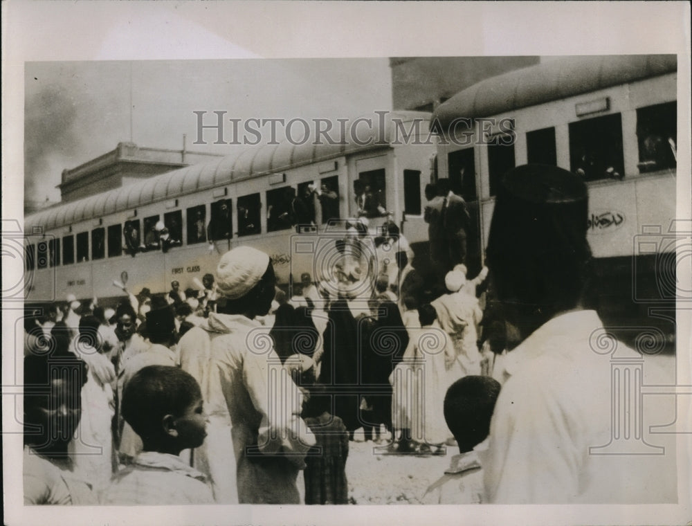 1931 Press Photo Government Special Train for Liberal Boycotters, Abbessia Egypt