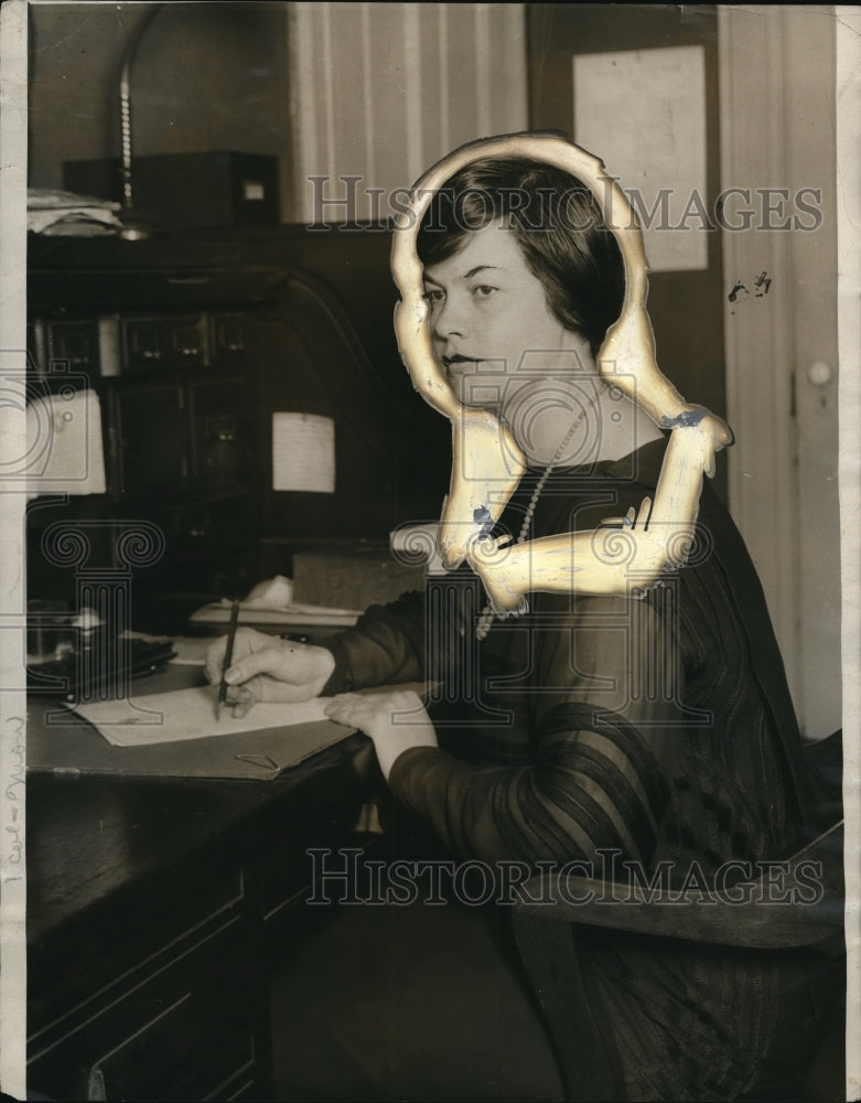 1923 Press Photo Sarah Butler starts campaign for assemblymen