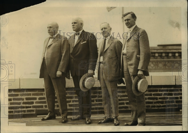 Load image into Gallery viewer, 1922 Press Photo Trainmen Z.E. Sheppard, W.S. Stone, D.B. Robertson, W.N. Doolie
