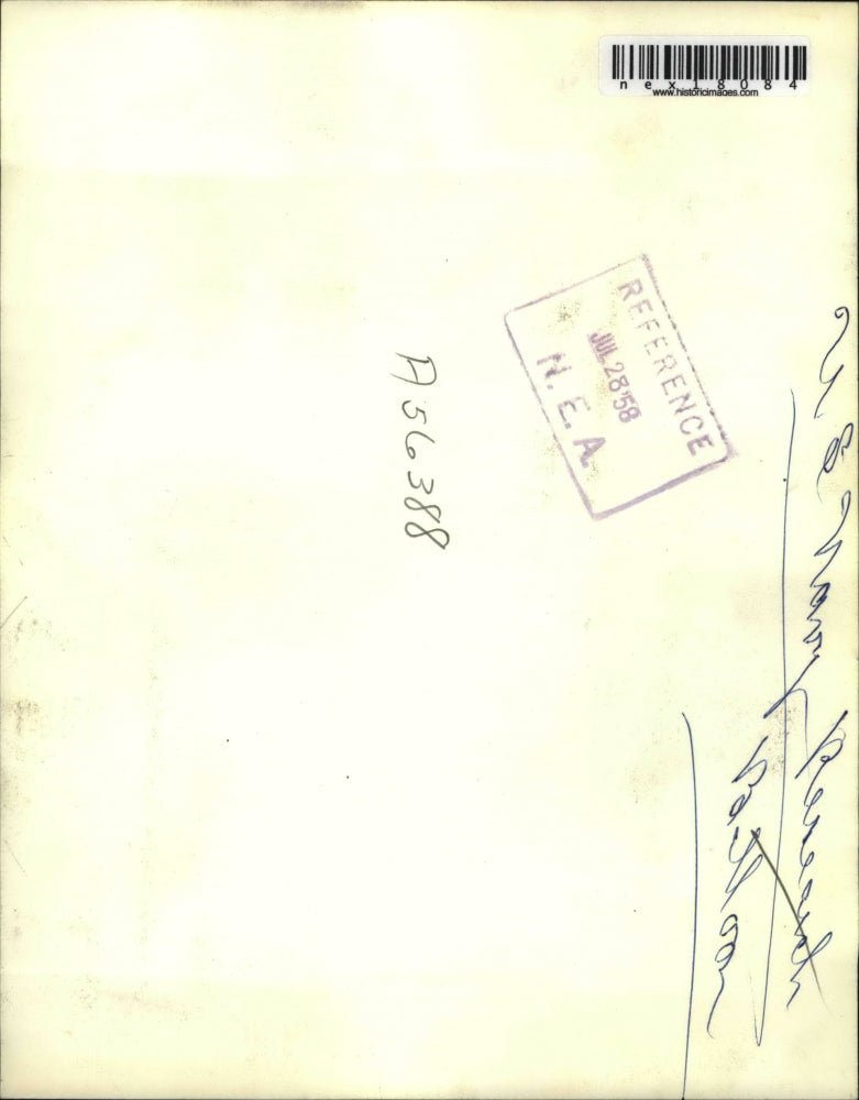 1958 Press Photo Minneapolis MN Navy Cmdr MD Ross, ML Lewis for balloon altitude