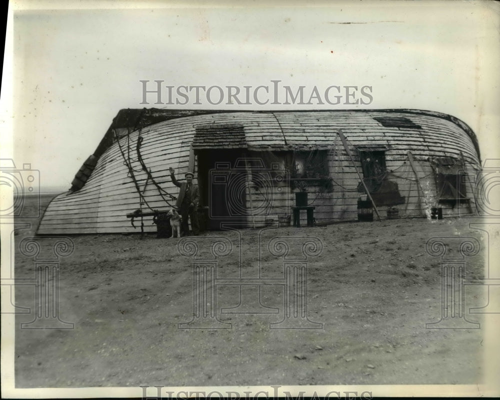 1935 Press Photo Boat from film David Copperfield used as Lobster stand in Calif