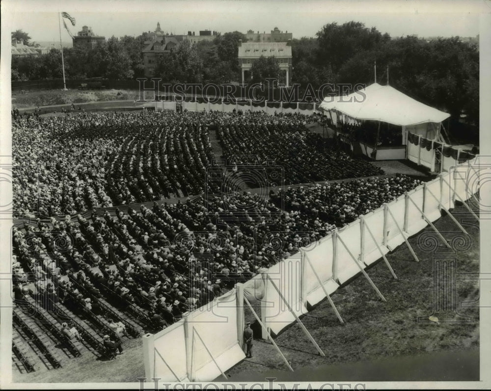 1932 Press Photo NY Univversity 100th commencement grads