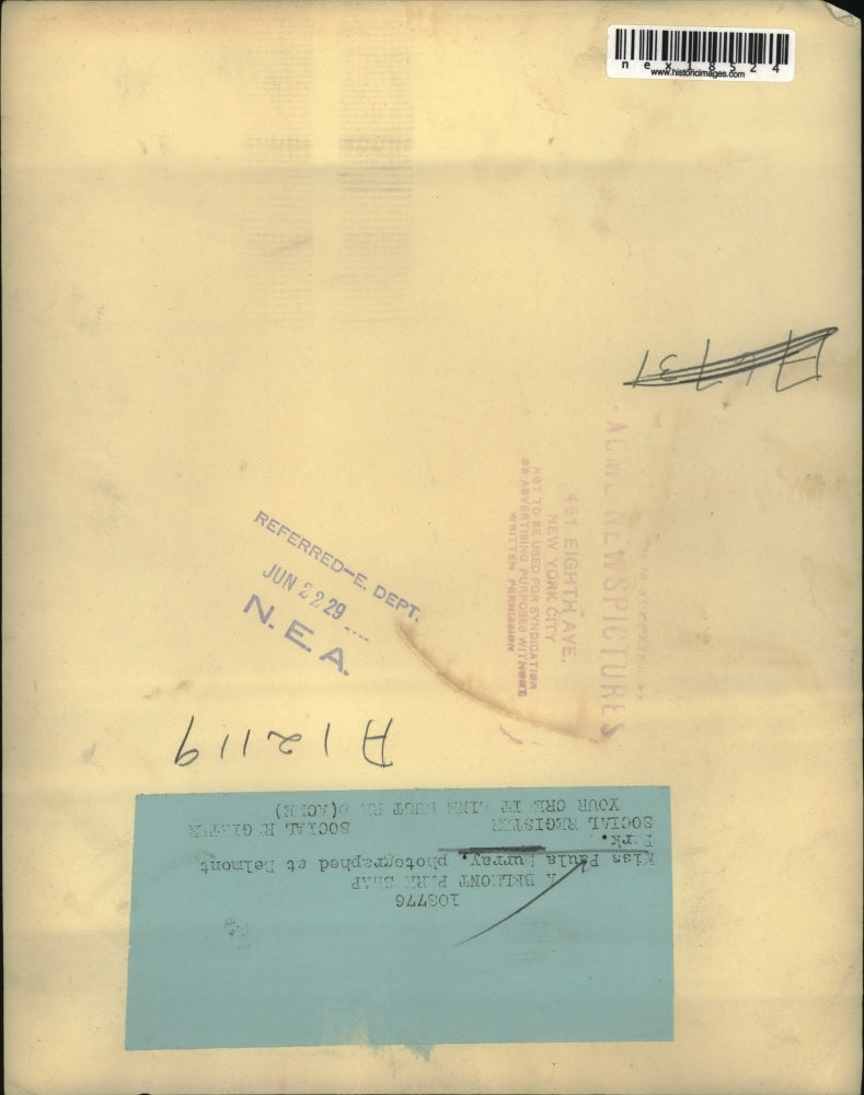 1929 Press Photo Miss Paula Murray at Belmont track in NY