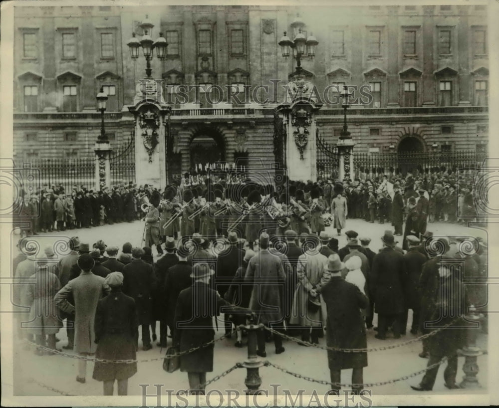 1928 Press Photo Band of Brigade of Guards at Buckingham Palace London