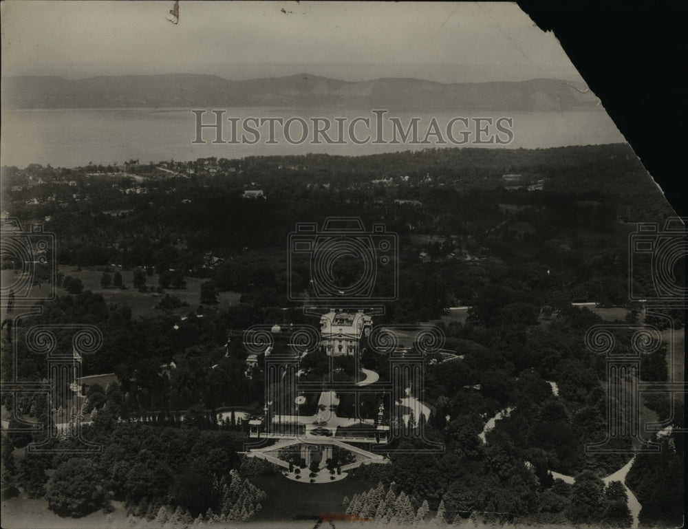 1923 Press Photo Aerial view of Rockerfeller estate at Pocanties Hills NY