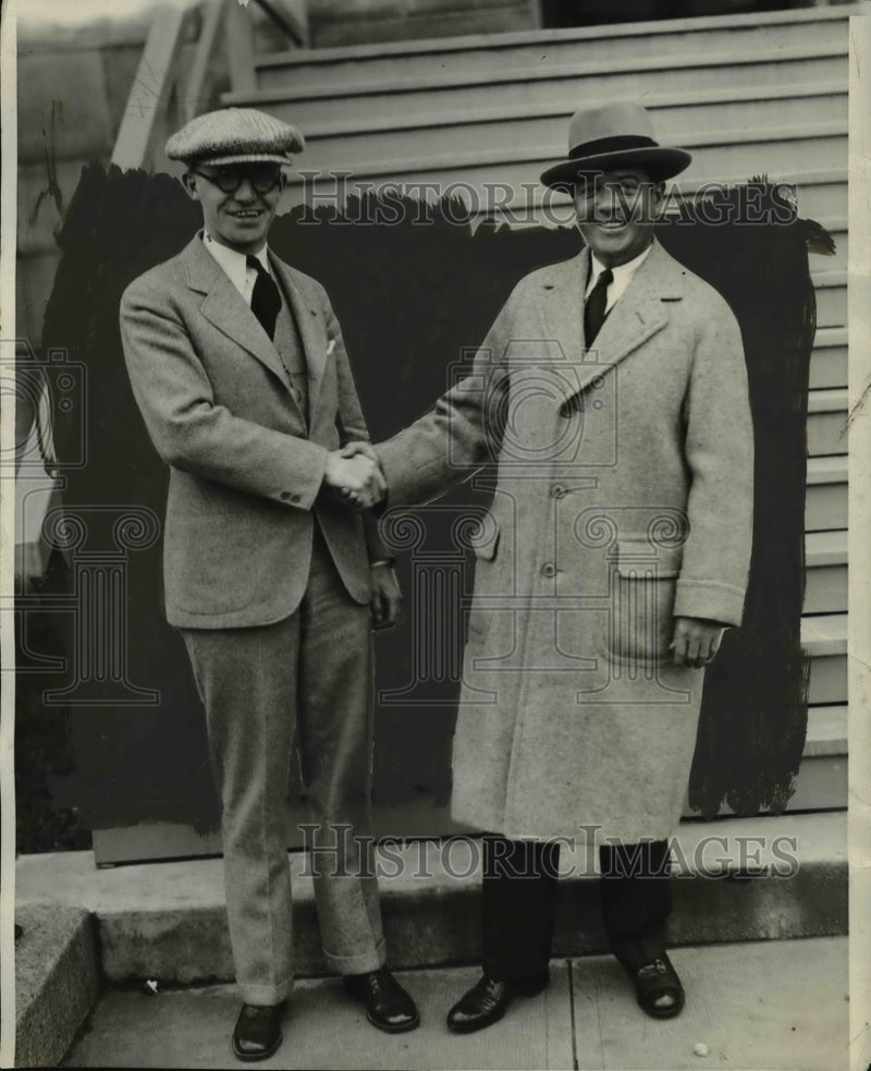 Load image into Gallery viewer, 1929 Press Photo Con Hartley of NJ youngest ever Senator Bob Lafollette
