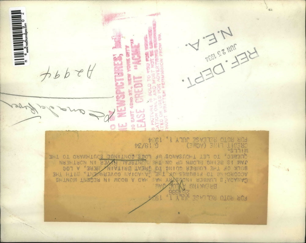 1934 Press Photo Montreal River in Canada as log jam is blown up