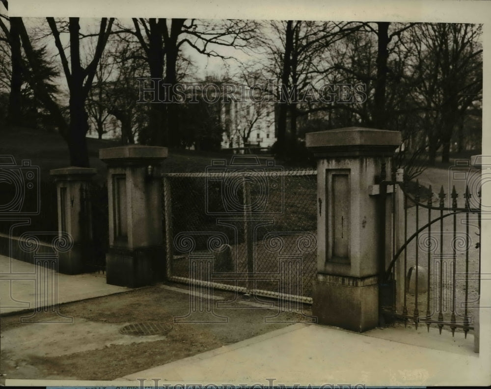 1928 Press Photo Abe Schneider One Eye Connelly Champion gate Crasher White