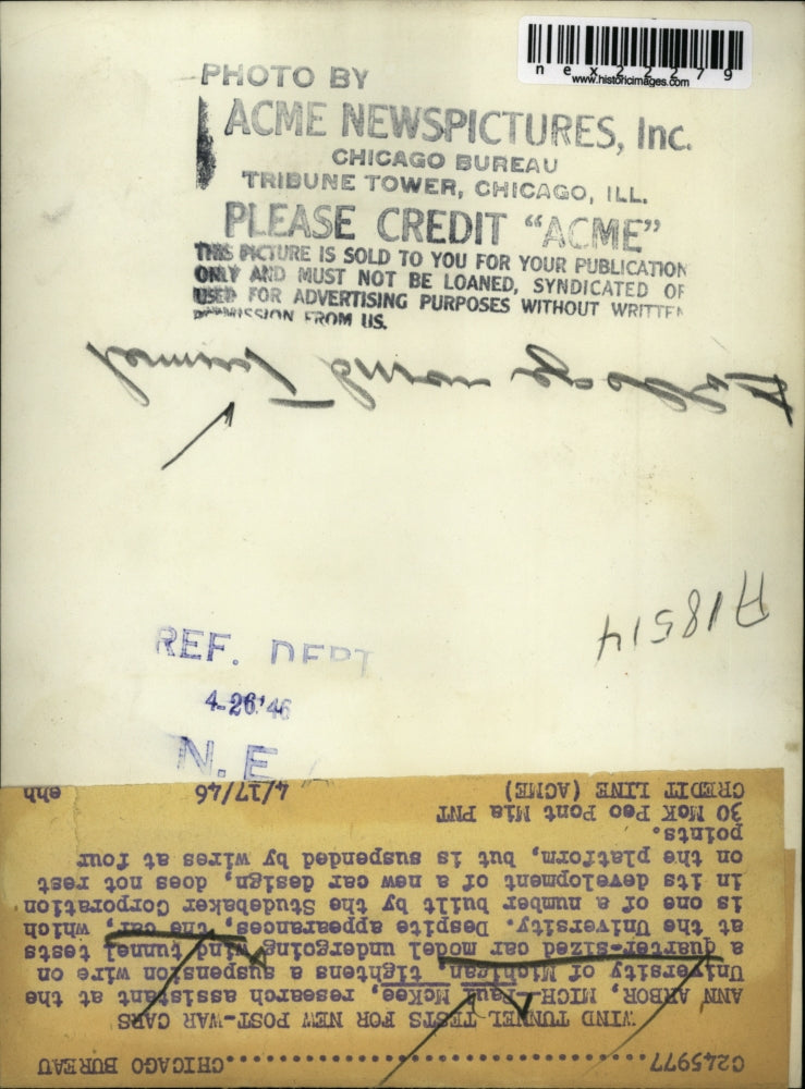 1946 Press Photo Ann Arbor Mich Paul McKee Univ of Mich wind tunnel test