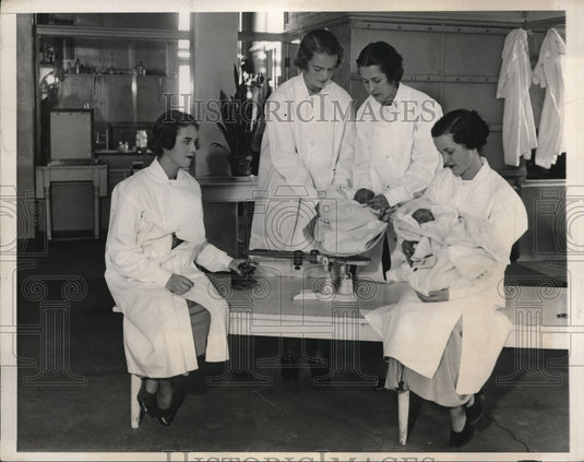 1933 Press Photo H Hanford G Low M McPherson New York Nursery and Child Hospital