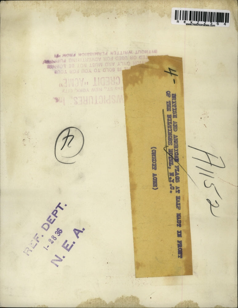 1936 Press Photo US & British flags at half mast at Biltmore Hotel, NYC